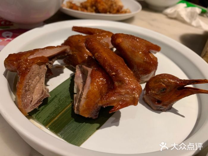 汤城小厨(西直门凯德MALL店)红烧乳鸽图片