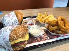 -The Habit Burger Grill 哈比特汉堡(复兴soho店)