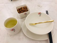 -虾胡闹龙虾馆(湄南河店)