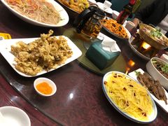 -镜泊湖酒家(兴华街金鼎店)
