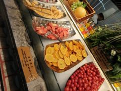 -金滏山烤肉·海鲜·火锅自助餐厅(襄阳万达店)