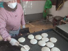 -老西关黄老太牛肉烧饼
