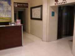 -大连长城大饭店(西安路地铁站店)