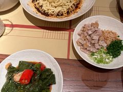 -荣家黄鱼面(前滩太古里店)