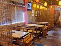 -隐樂門·活牛蛙火锅酒馆