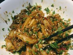 三味茄子-味上湘菜馆(岳麓山店)