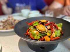 船歌辣炒小鲍鱼-船歌·鱼水饺青岛菜(金狮广场店)