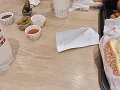 -The Habit Burger Grill 哈比特汉堡(爱琴海店)