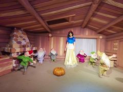 -金石蜡像馆