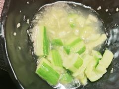 -沪小胖·小龙虾·蓝龙王(八佰伴店)