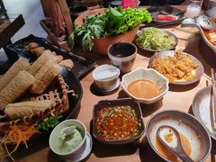 -湊湊火锅·茶憩(杭州湖滨银泰in77店)