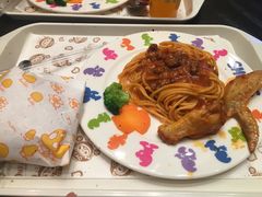 -蓝精灵乐园·世茂精灵之城主题乐园