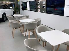-蔚来空间(北京颐堤港店)