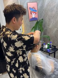 -蓝调造型·烫发·染发