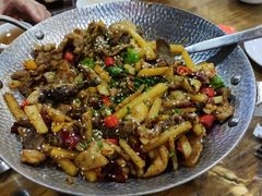 -老唐三下锅 ·张家界地标美食(溪布街店)