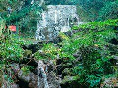 -藏龙百瀑风景区