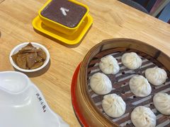 -玖鲜小笼(中山广场店)