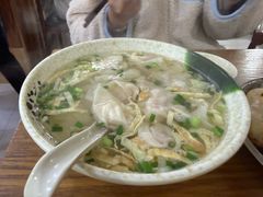 小馄饨-黄阿姨锅贴大王(万航渡路店)