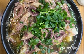 Pork Intestine Hot Pot