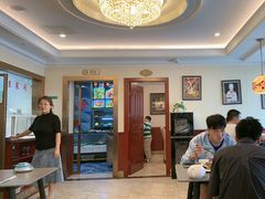 -喜乐餐厅•灯笼虾球首创者•本地小海鲜(二马路店)