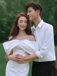 点击看大图 -至臻微拉婚纱摄影