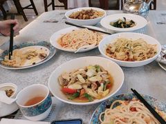-汗腾格里·风味餐厅(新疆驻京办店)