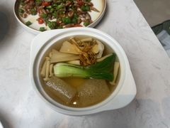 菜胆松茸竹笙汤-拾溪餐厅(杭州千禧度假酒店)