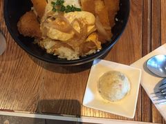 -玛格萝妮(汇智国际商业中心店)