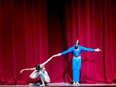 -交通银行前滩31演艺中心