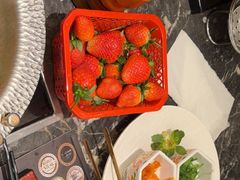 -牛YO寿喜烧·铁板烧和牛火锅自助(市府恒隆店)