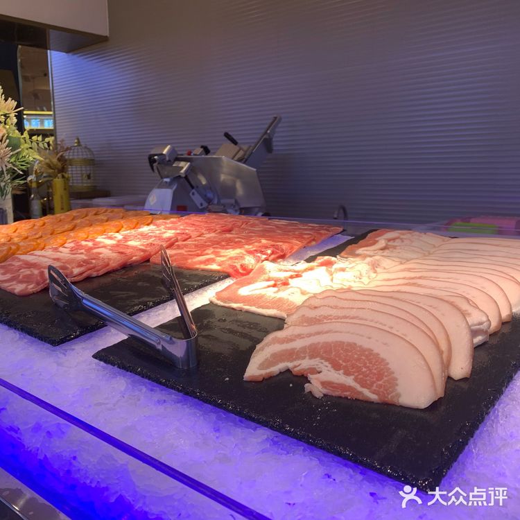 江南蓝鲸世界性价比高的海鲜自助餐厅