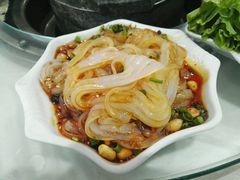 -南渝食府.墨脱石锅松茸鸡