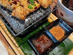 烘烤建水豆腐-雀舞云南菜(乐客城店)