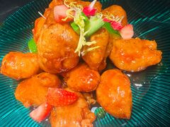 士多啤梨咕噜肉-粤·向群饭店(二沙岛店)