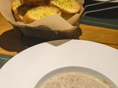-LUCCA卢卡西班牙海鲜饭(远洋广场店)