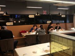 大堂-新大咀港式茶餐厅(宝山万达店)