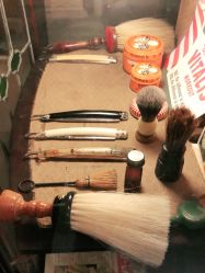 -IMUSE BARBER SHOP