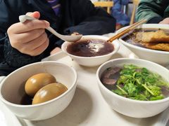 红豆小圆子-百年尹氏汤包(湖南路狮子桥店)