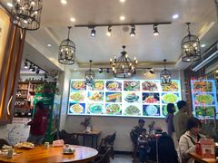 -梁姐啤酒鱼(兴坪古镇店)