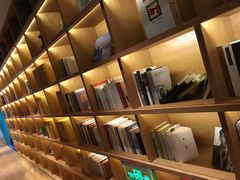 -蔚来中心(北京中关村店)