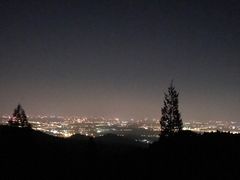 -鬼笑石后山停车场