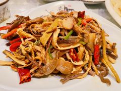 什锦山野菜-小厨子私房菜·云南美食店