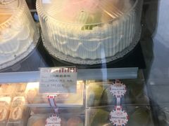 -红宝石·鲜奶小方·海派西点房(南丹店)
