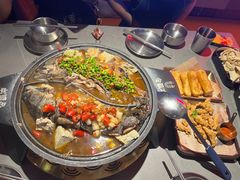 -令狐冲·炭烤活鱼(宝龙店)