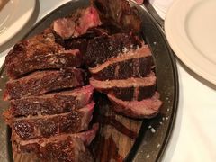 -Keens Steakhouse