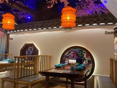 大堂-荷塘秋月·本帮江浙菜(国权路店)