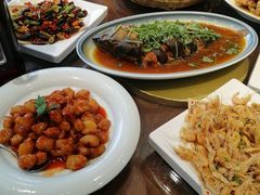 -那家老院子东北菜·饺子·小鸡炖蘑菇(艳华街店)