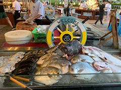-渔家火锅·海鲜自助餐·演艺(亚龙湾天域酒店)