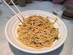 -肥肥虾庄·金牌油焖大虾(沙湖店)