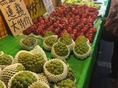 -六合夜市